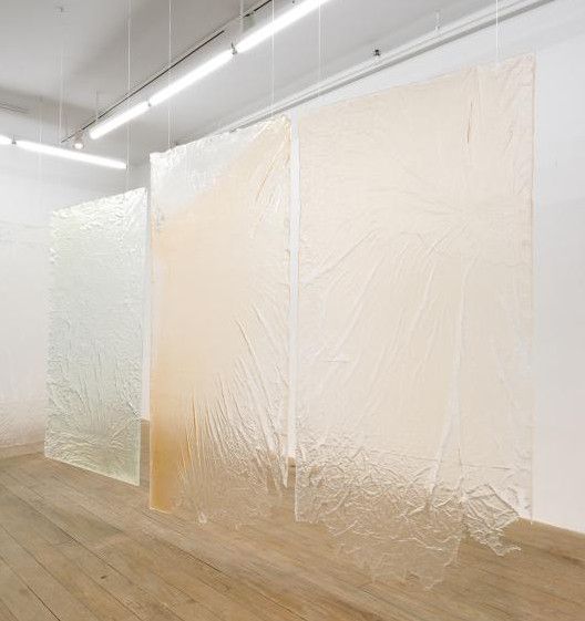 以防水油布為基礎的澆注聚氨酯雕塑(圖4)